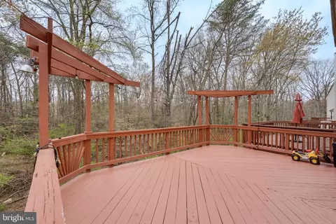Exterior - 9219 Fairlane Pl, Laurel, MD 20708 photo 2 of 5