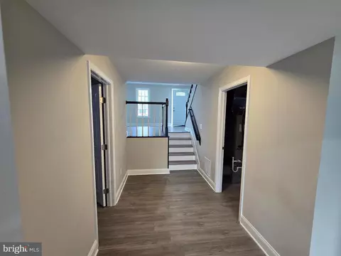 Entry Way - 7601 Milligan Ln, Clinton, MD 20735 photo 4 of 4