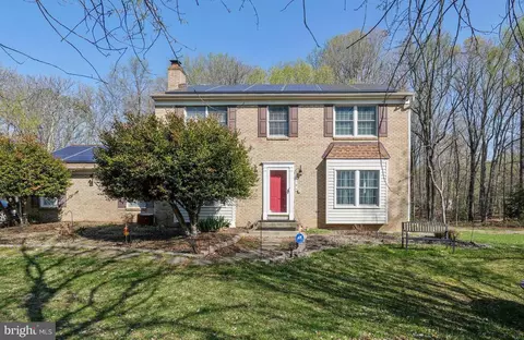 12506 Wallace Ln, Marlboro, MD 20772