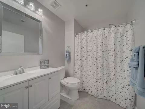 Bath - 9266 Cherry Ln #52, Laurel, MD 20708 photo 3 of 4