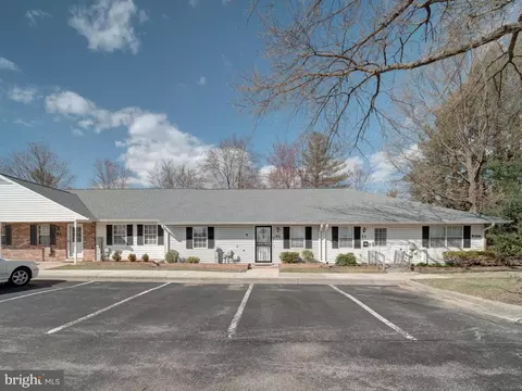 9266 Cherry Ln #52, Laurel, MD 20708