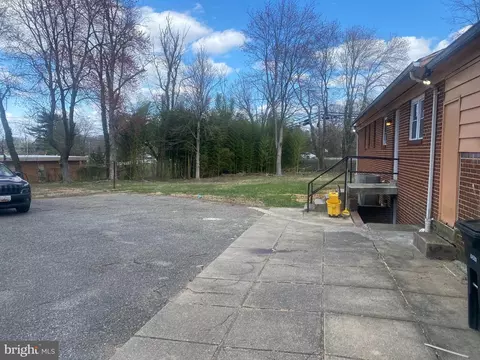 Exterior - 8916 Briarcroft Ln, Laurel, MD 20708 photo 3 of 3