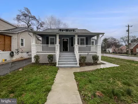 3722 Shepherd St, Brentwood, MD 20722