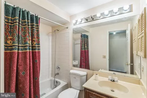 10200 Balsamwood Dr, Laurel, MD 20708 photo 7