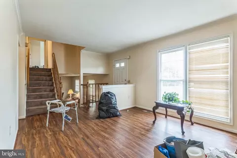 10200 Balsamwood Dr, Laurel, MD 20708 photo 3