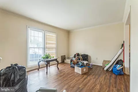 10200 Balsamwood Dr, Laurel, MD 20708 photo 4