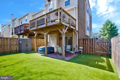 Exterior - 3953 Elite St, Bowie, MD 20716 photo 9 of 11