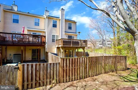 Exterior - 3953 Elite St, Bowie, MD 20716 photo 6 of 11