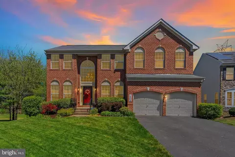 1204 Northern Lights Dr, Marlboro, MD 20774