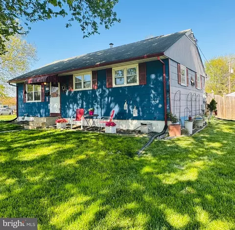 Exterior - 1018 5th St, Laurel, MD 20707 photo 5 of 11