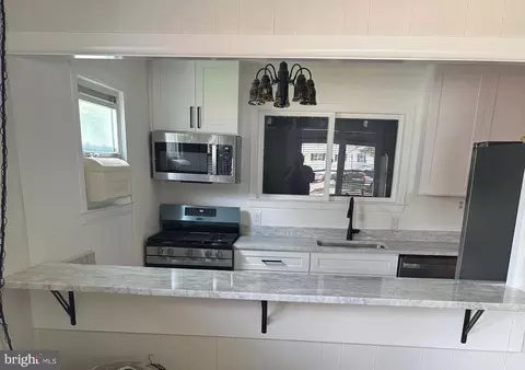 1018 5th St, Laurel, MD 20707