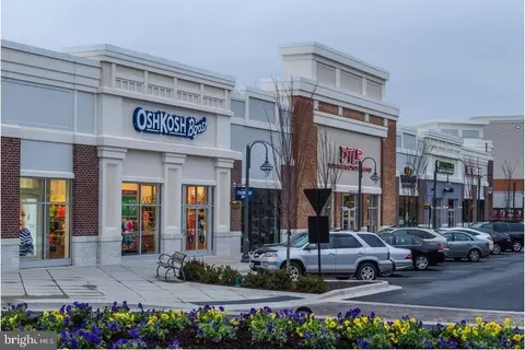 Exterior - 1018 5th St, Laurel, MD 20707 photo 10 of 11
