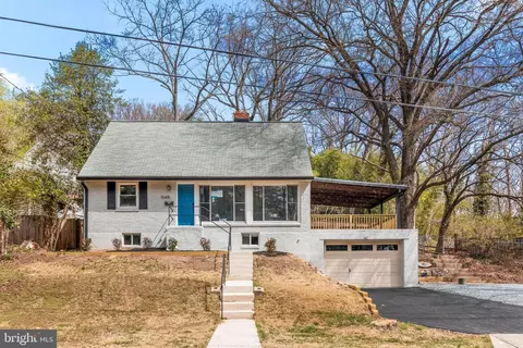 10415 Edgefield Dr, Hyattsville, MD 20783