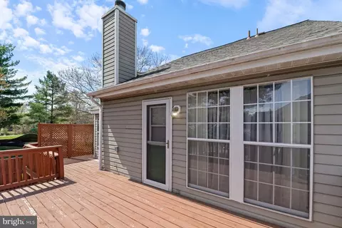 801 Millponds Dr, Bowie, MD 20721 photo 4