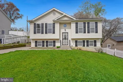1009 Larchmont Ave, Capitol Heights, MD 20743