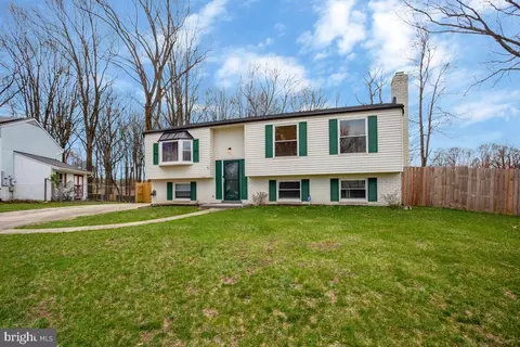 3302 Meadowridge Pl, Bowie, MD 20721