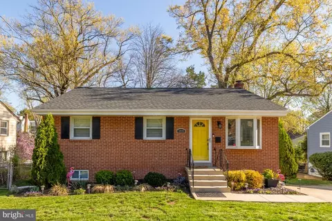 4806 Fox St, College Park, MD 20740