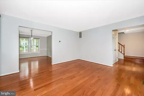 Living - 1402 Partridge Ln, Bowie, MD 20721 photo 3 of 8