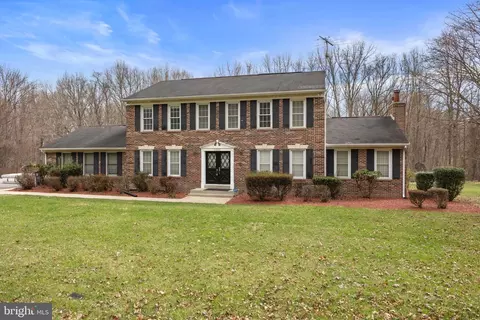 5800 Federal Ct, Marlboro, MD 20772