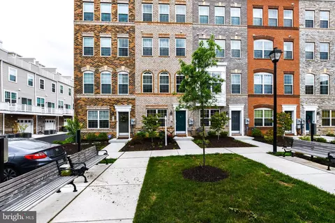 9606 Weshire Dr, Marlboro, MD 20774