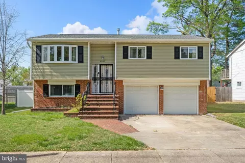6010 Maria Ave, Suitland, MD 20746