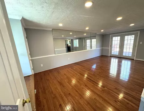 9112 Briarchip St, Laurel, MD 20708 photo 5