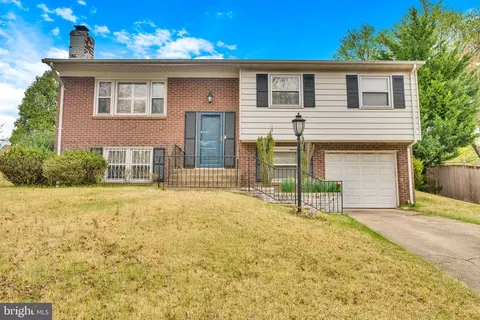 16406 Village Dr W, Marlboro, MD 20772