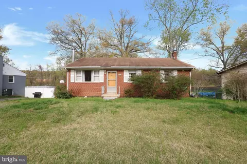 5709 Keppler Rd, Temple Hills, MD 20748