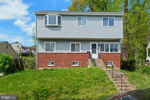 5614 64th Ave, Riverdale, MD 20737