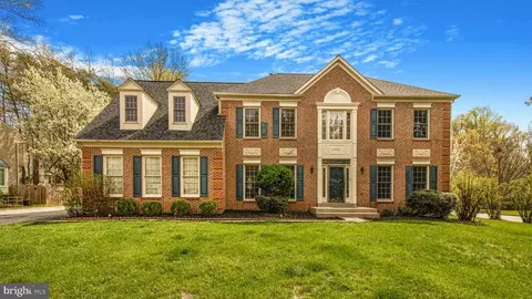 13904 Pleasant View Dr, Bowie, MD 20720