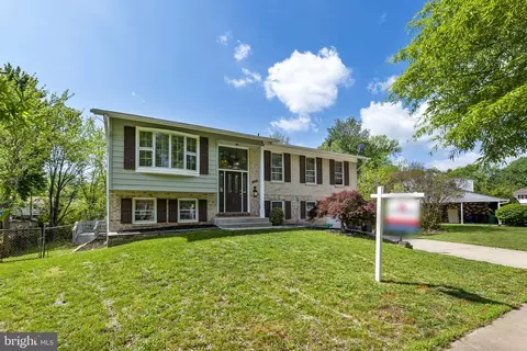 7503 Newburg Dr, Lanham, MD 20706