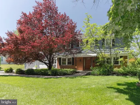 12412 Mount Pleasant Dr, Laurel, MD 20708