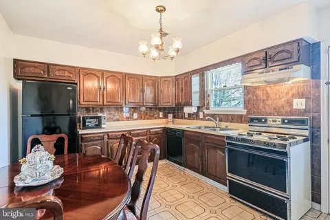 6330 Naval Ave, Lanham, MD 20706 photo 10