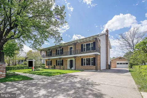 6330 Naval Ave, Lanham, MD 20706