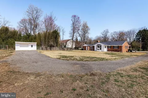5720 Park Dr, Bowie, MD 20715 photo 46