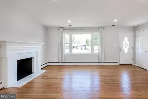 5720 Park Dr, Bowie, MD 20715 photo 7