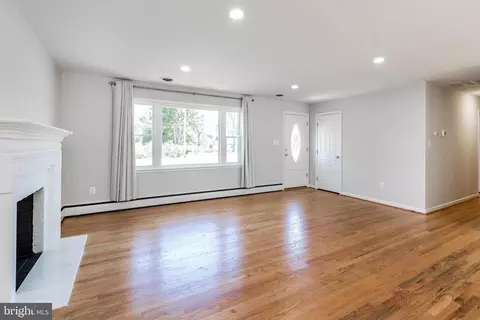 5720 Park Dr, Bowie, MD 20715 photo 8