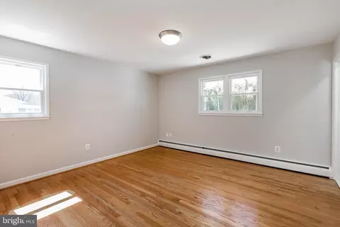 5720 Park Dr, Bowie, MD 20715 photo 22