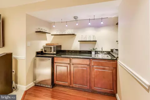 10107 Linford Ter, Lanham, MD 20706 photo 37