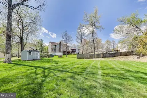 10107 Linford Ter, Lanham, MD 20706 photo 46