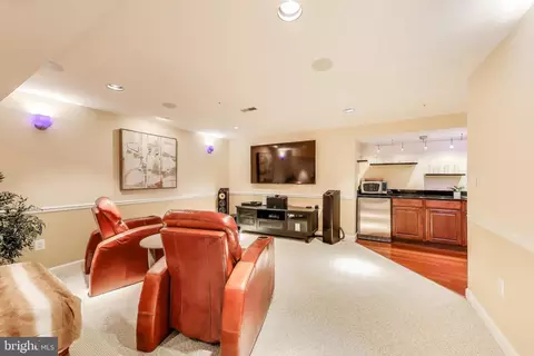 10107 Linford Ter, Lanham, MD 20706 photo 35