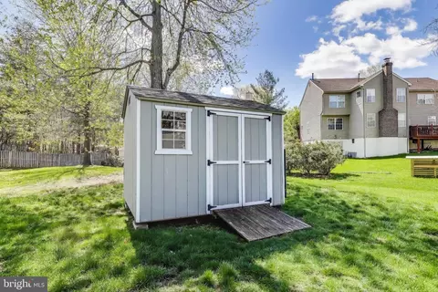 10107 Linford Ter, Lanham, MD 20706 photo 49