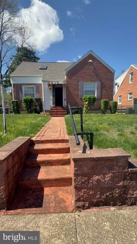 4912 Avondale Rd, Hyattsville, MD 20782