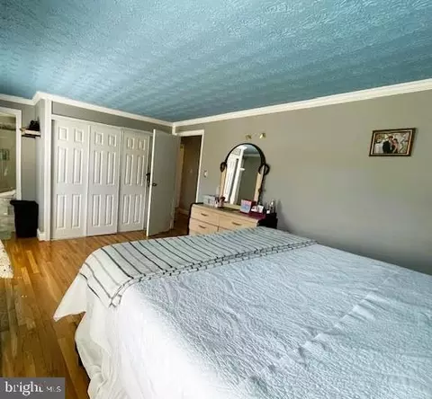 Bedroom - 6510 Killarney St, Clinton, MD 20735 photo 6 of 11