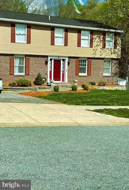 Exterior - 6510 Killarney St, Clinton, MD 20735 photo 11 of 31