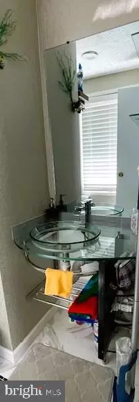 Bath - 6510 Killarney St, Clinton, MD 20735 photo 6 of 7