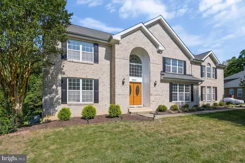 15511 Helen Dr, Accokeek, MD 20607