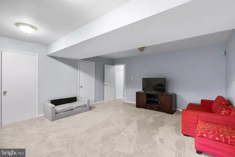 8146 Fenwick Ct, Laurel, MD 20707 photo 33
