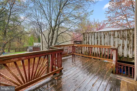 8146 Fenwick Ct, Laurel, MD 20707 photo 36