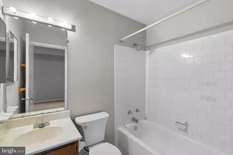 8146 Fenwick Ct, Laurel, MD 20707 photo 22
